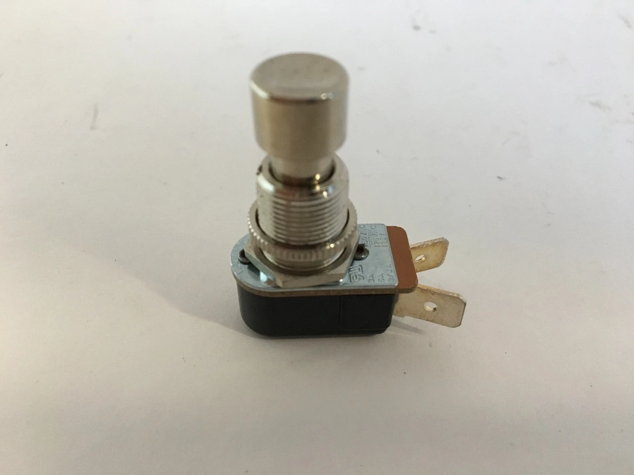 Fire Magic Ignitor Switch, Push-Button - 3199-63 1 Fire Magic Ignitor Switch, Push-Button - 3199-63