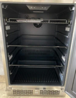 Zephyr Presrv 24" Outdoor Refrigerator - PRB24C01AS-OD -Barbecue Equipment Store IMG 1719 43778.1695040728.1500.1500