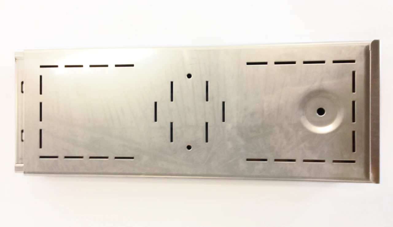 Twin Eagles Small Smoker Box Assembly (for 36" Grills) - S22737Y 1 Twin Eagles Small Smoker Box Assembly (for 36" Grills) - S22737Y